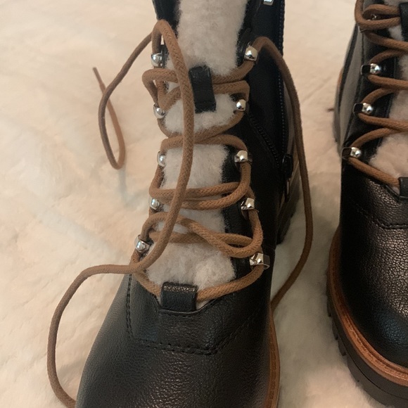 Booties!! - Picture 4 of 5